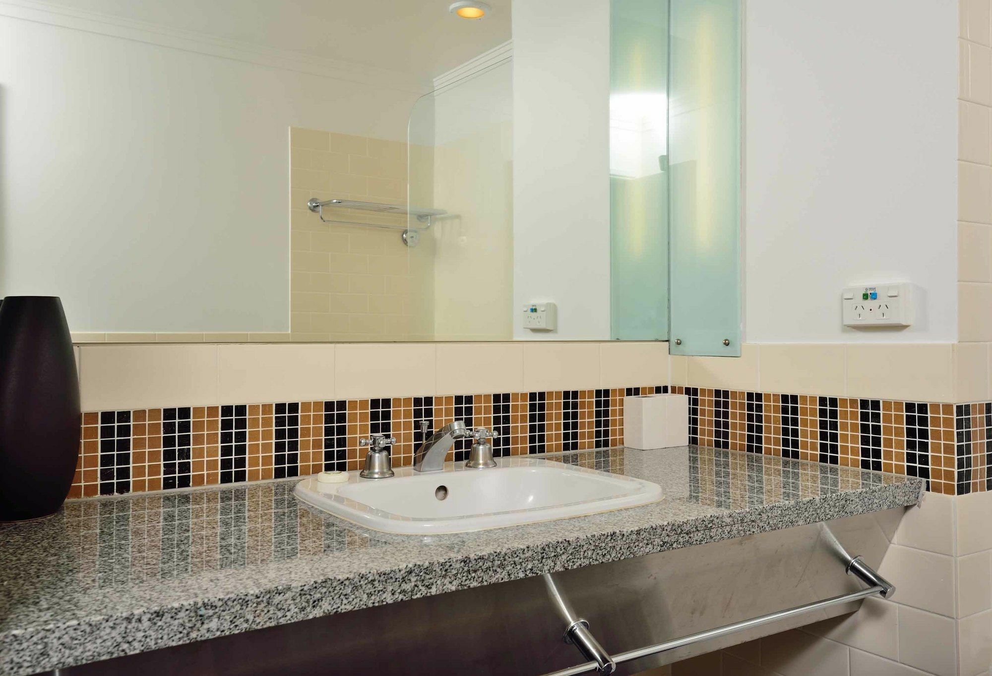 Furnished Apartment In Auckland Cbd Екстериор снимка
